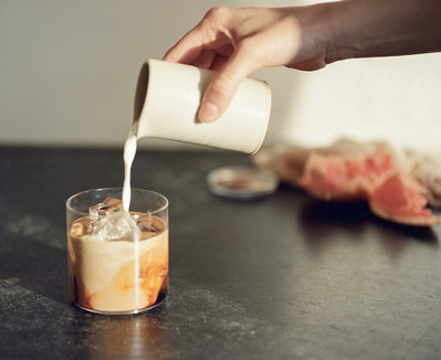 BLUE BOTTLE COFFEE PERFECTS THE AT-HOME ICED LATTE WITH THE INTRODUCTION OF CRAFT INSTANT ESPRESSO