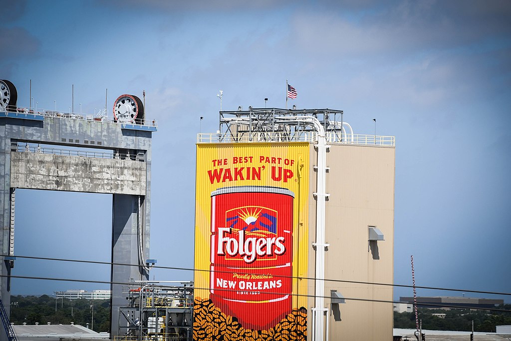 Folgers_tower_Eastern_New_Orleans
